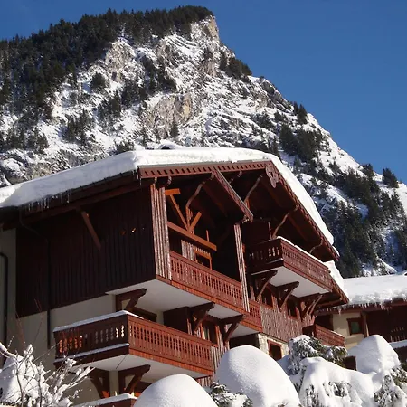 Grand Duplex 6 Personnes Avec Balcon Dans Les Alpes - Fr-1-464-33 Appartement